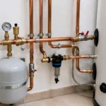 Reparación de instalación empotrada y sistema hidráulico interior